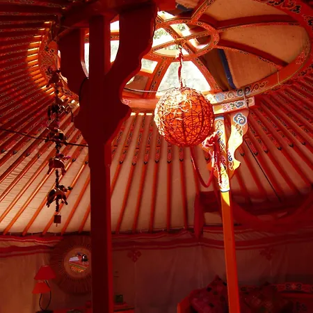 Au Soleil Mongol فندق مبيت وإفطار