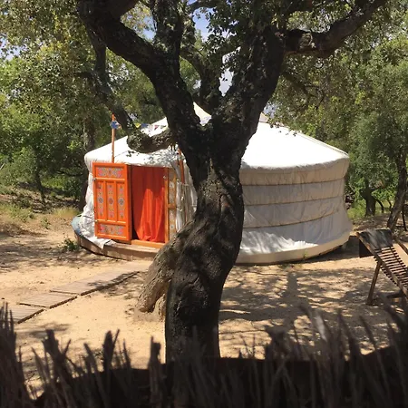 Au Soleil Mongol فندق مبيت وإفطار