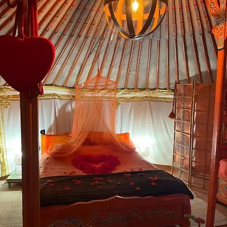 Au Soleil Mongol 3* Sorède