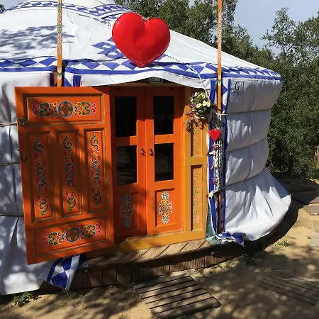 Au Soleil Mongol Bed & Breakfast Sorede